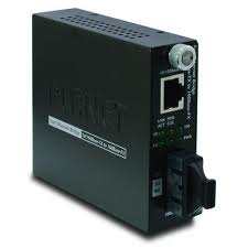 FST-802S35, 10/100Base-TX to 100Base-FX (SC) Smart Media Converter - Single Mode 35KM